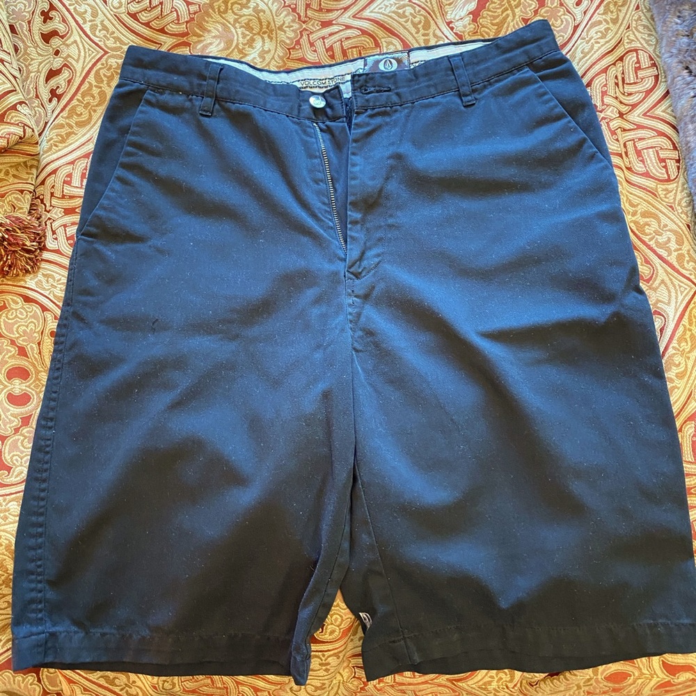Volcom casual wear shorts